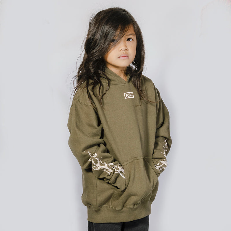 NATURE HOODIE