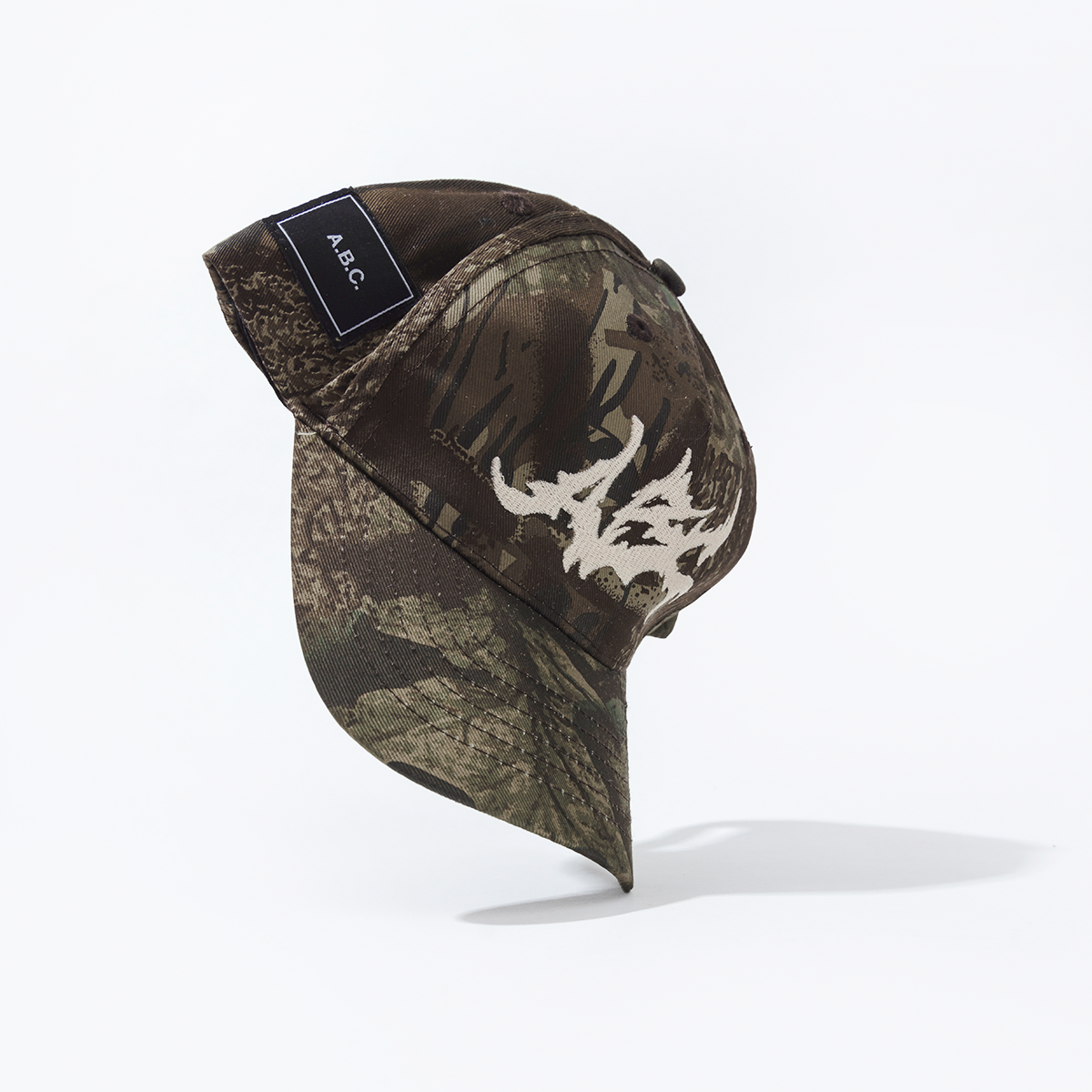 WILDERNESS HAT
